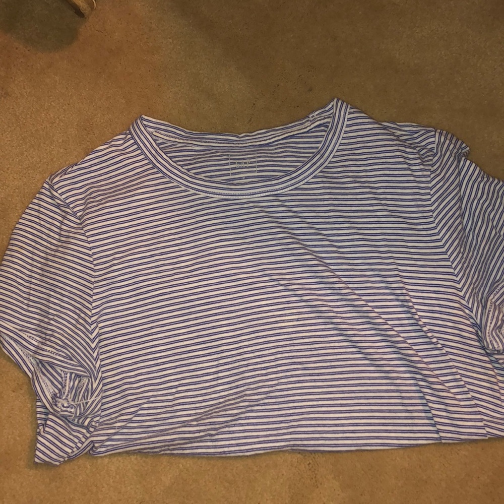 Gap t shirt
